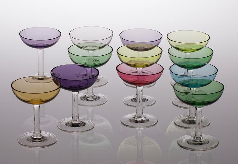 LIKÖRGLAS, 12 st, 1900-talets mitt.