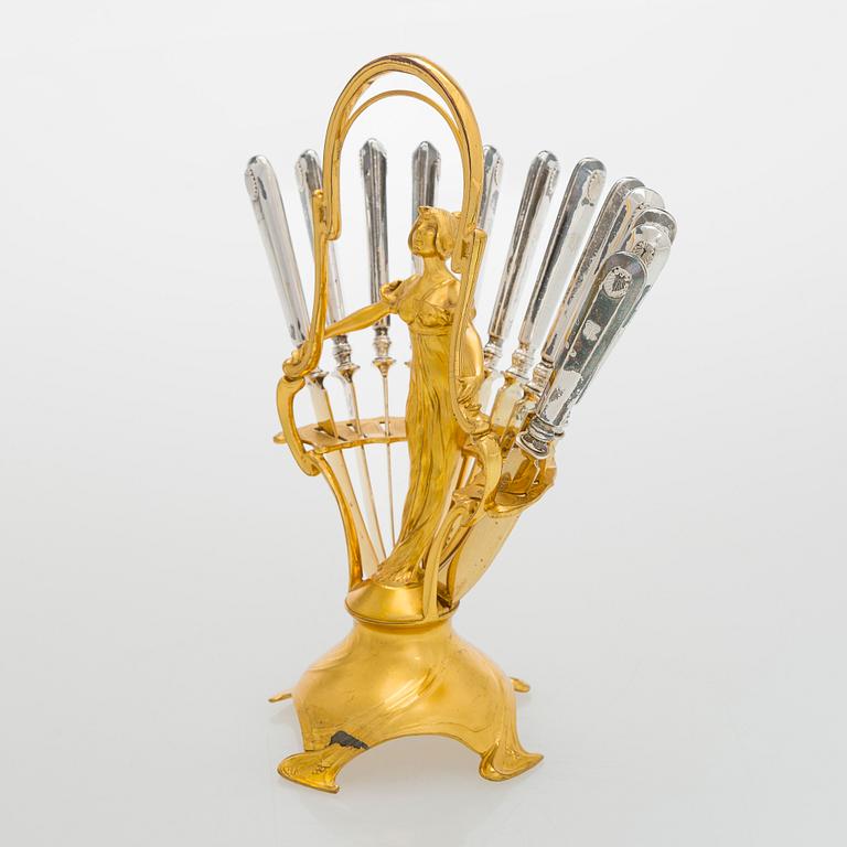 A set of 12 silver fruit knives, Suomen Kultaseppä Oy, Turku 1926.