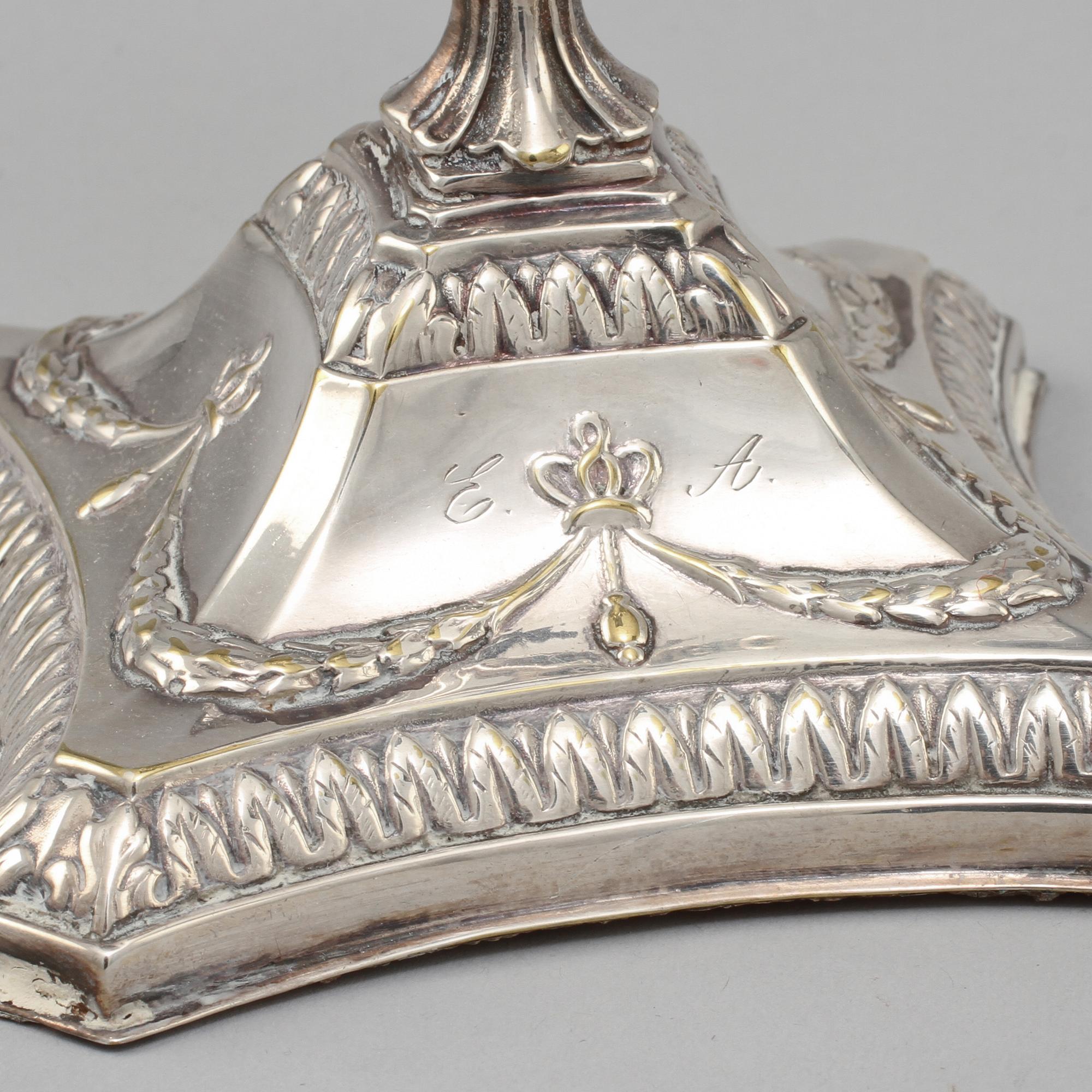 LJUSSTAKAR, ett par, nysilver, C G Hallberg, Stockholm, 1900-talets första hälft.