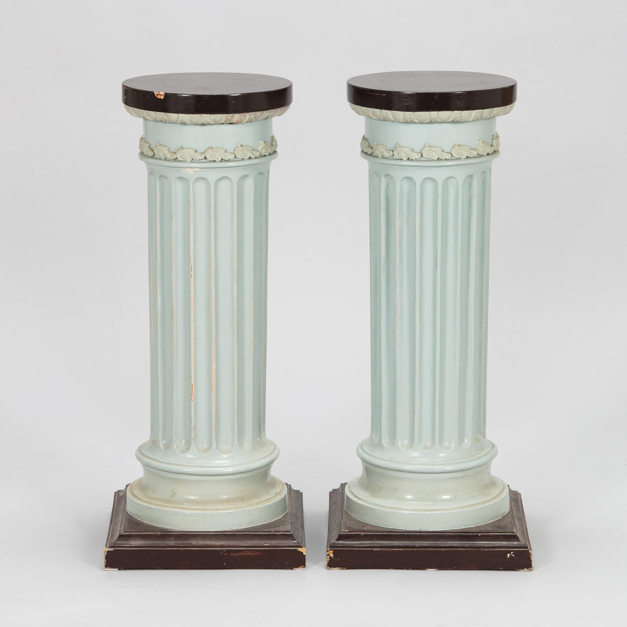 Columns, a pair, 20th century. - Bukowskis