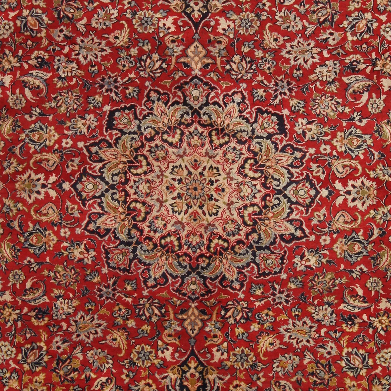 MATTA, Nadjafabad, ca 403 x 285 cm.