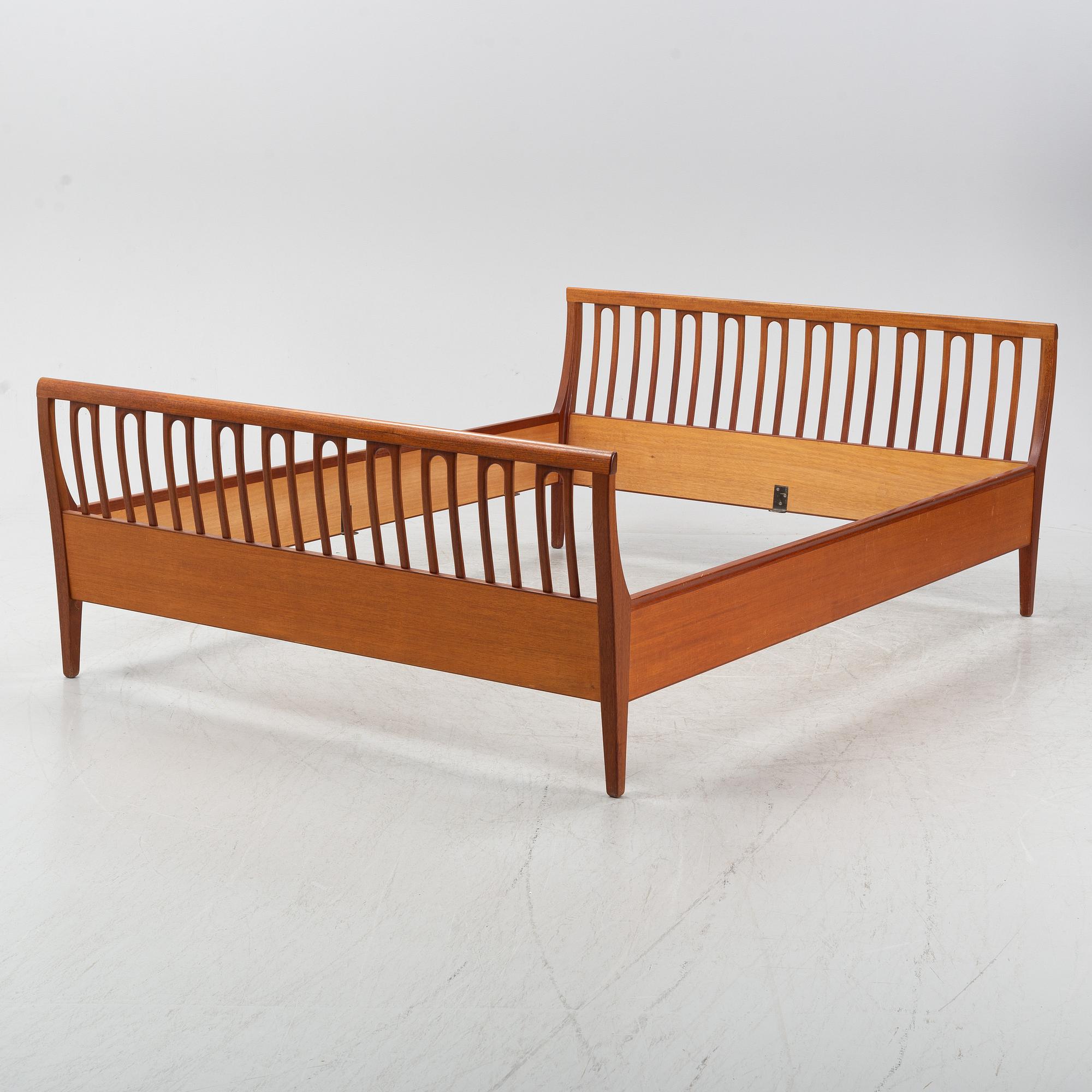 Carl Malmsten, sänggavlar, "Maj", 1900-talets mitt.