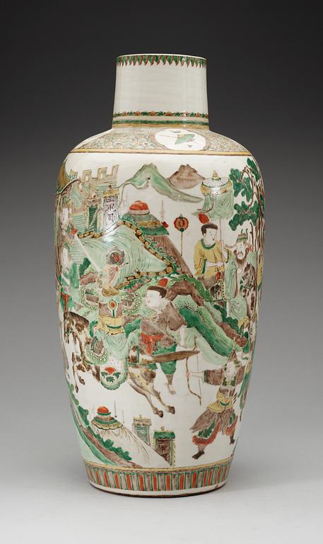 A famille verte vase, Qing dynasty, Kangxi (1662-1722).