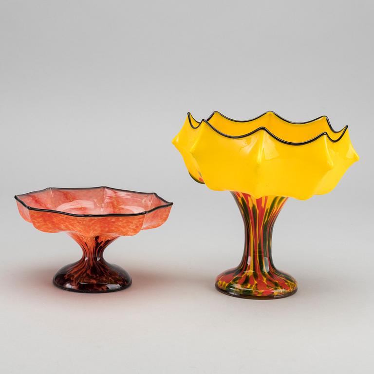 WILHELM KRALIK SOHNE, a set of two glass bowls Art Nouveau around 1910.