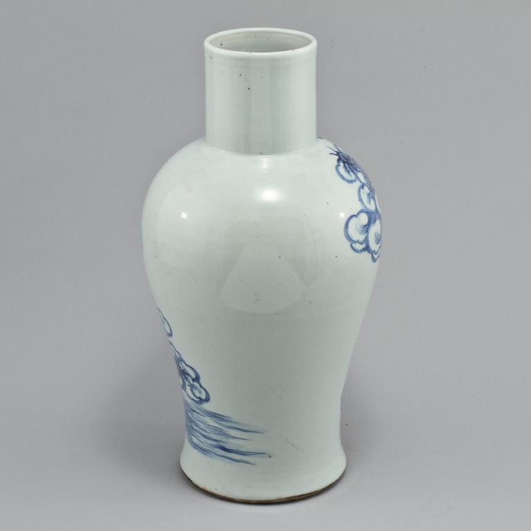 URNOR, ett par, porslin, Kina, 1800-tal.