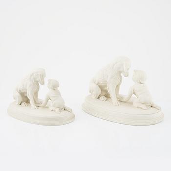Figuriner, 2 st, parian, Gustafsberg, 1900-talets början.