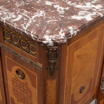 A mid 20th Century Gustavian style chest of drawers.