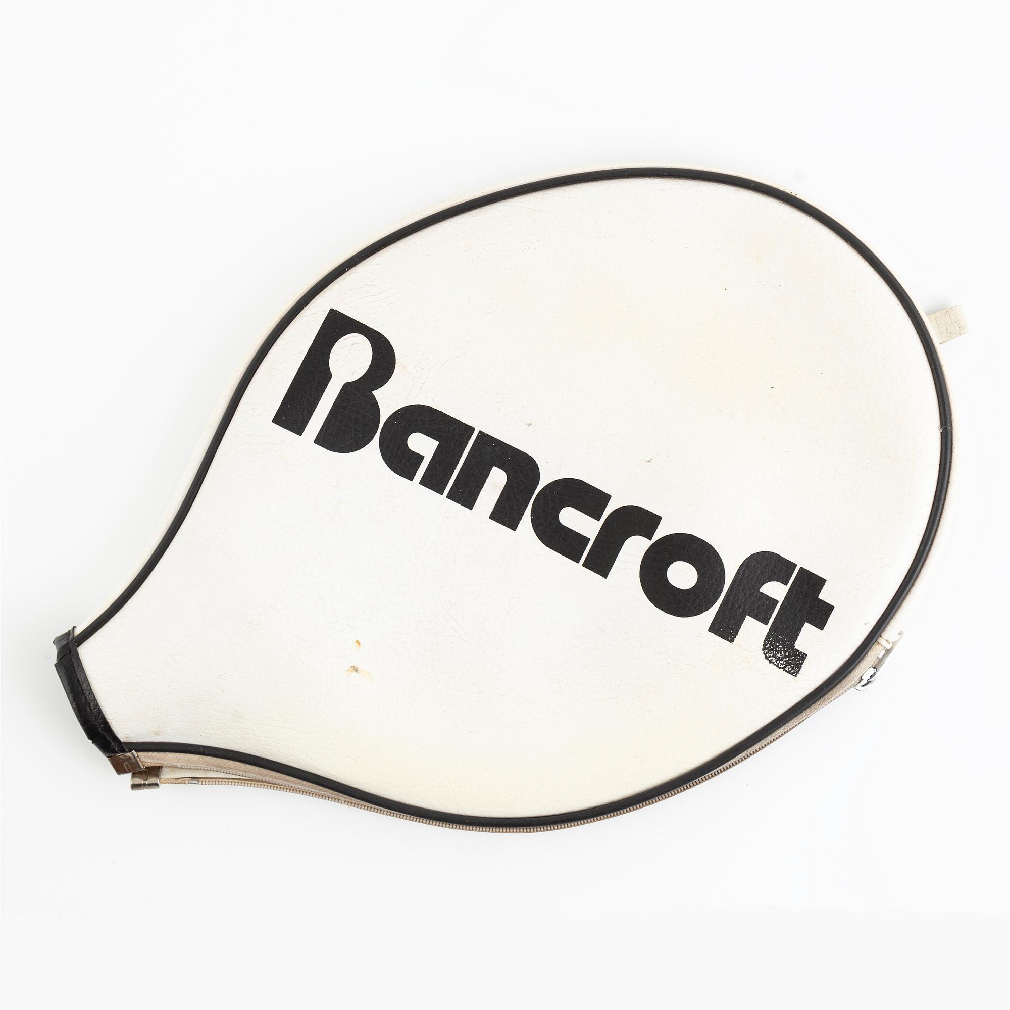 Tennisracket, Bancroft. Speciellt framtaget träracket. Signerad Björn Borg.