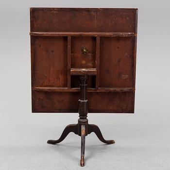 Fällbord, 1800-talets första hälft.