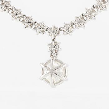Necklace, 18K white gold with brilliant-cut diamonds.