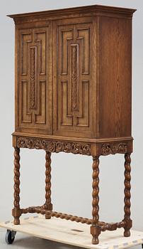SKÅP, barockstil, 1900-tal.