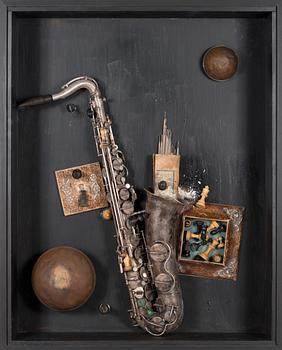 Juhani Harri, Assemblage med Saxofon.