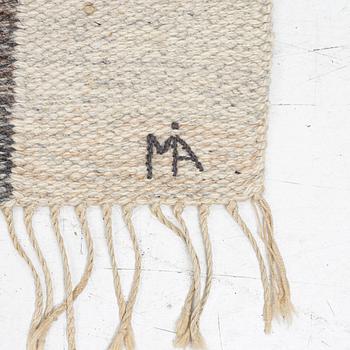 Margareta Åkerberg, rya tapestry, signed MÅ, approx. 202 x 140 cm.