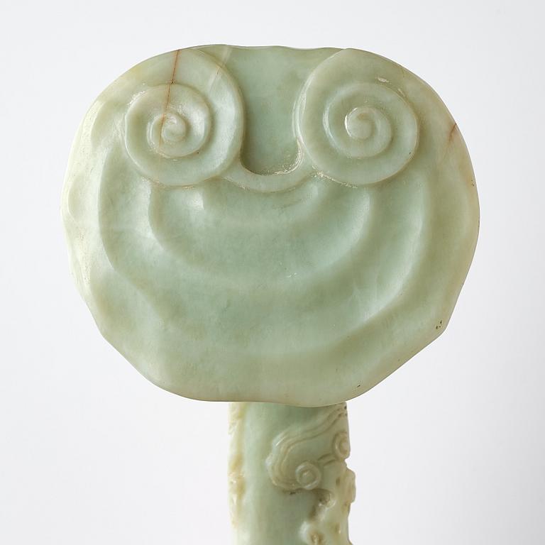 A sculptured nephrite ruyi sceptre, 20th Century.