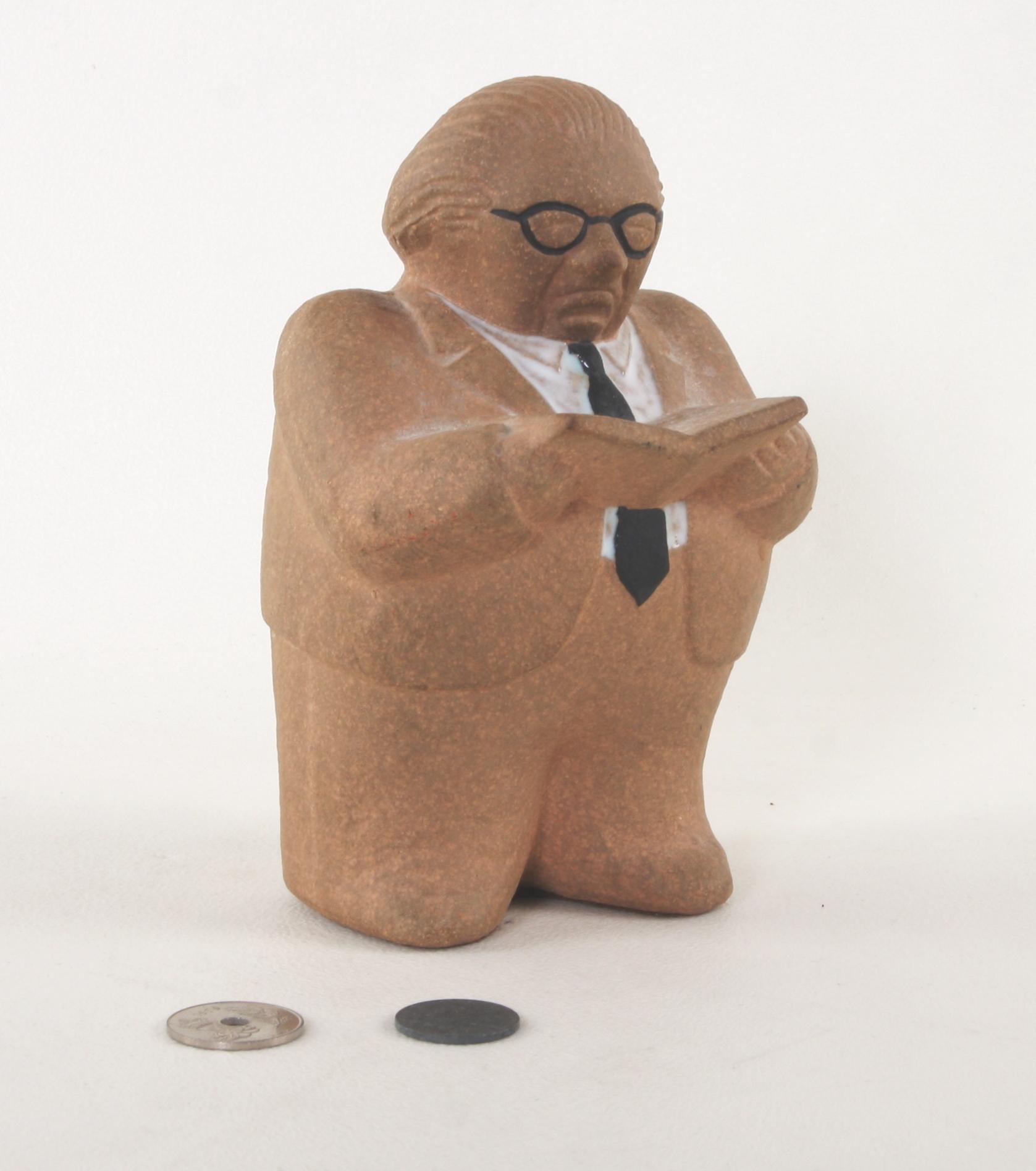 SPARBÖSSA, Gunnar Sträng. Lisa Larsson, Gustavsberg, etikettsmärkt.