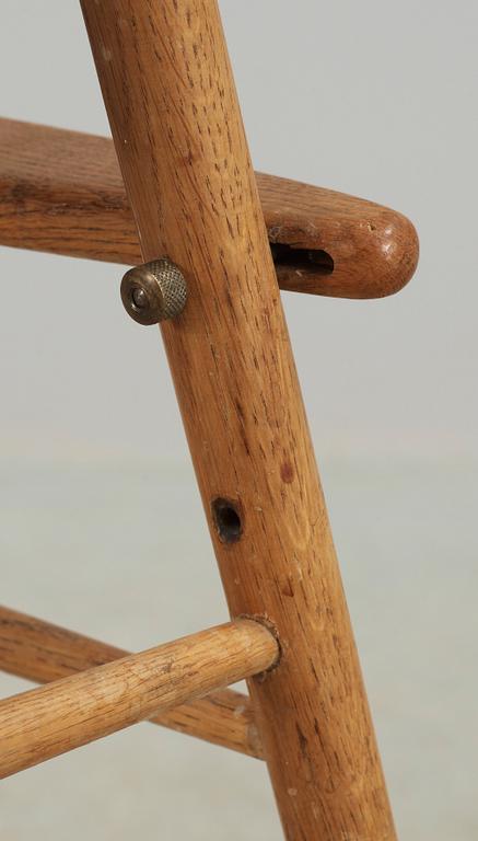 BARNSTOL, Nanna & Jörgen Ditzel för A/S Kolds Savverk, formgiven 1955.