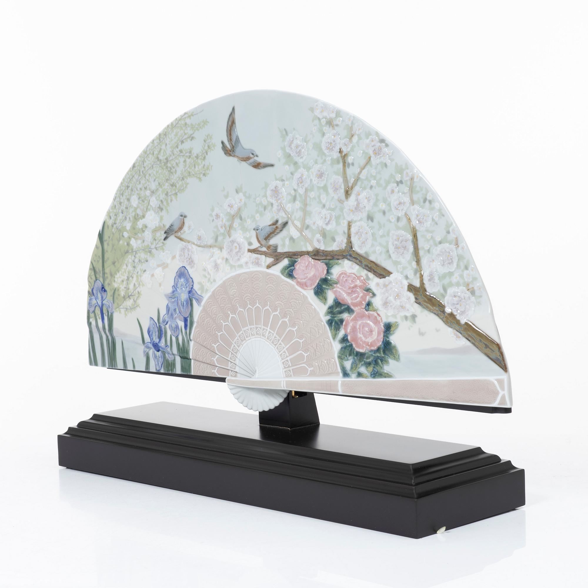Lladró, figurine, "Iris and cherry flowers fan", Spain.