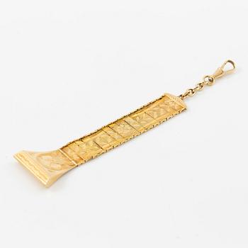 Chatelaine, 18K gold.