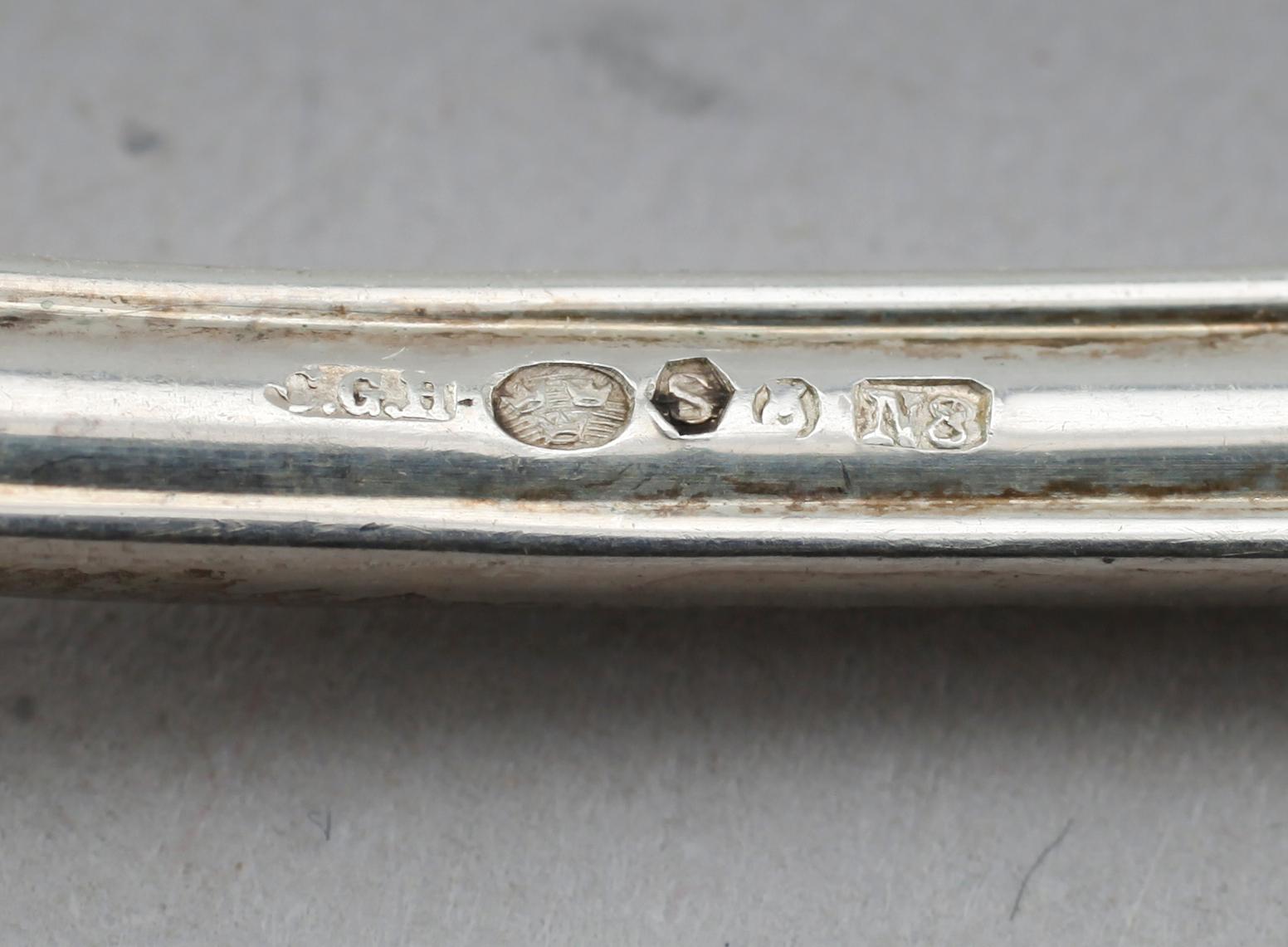 BESTICK, 34 delar, silver, CG Hallberg, Stockholm 1939. Vikt med stålblad ca 1945 g.