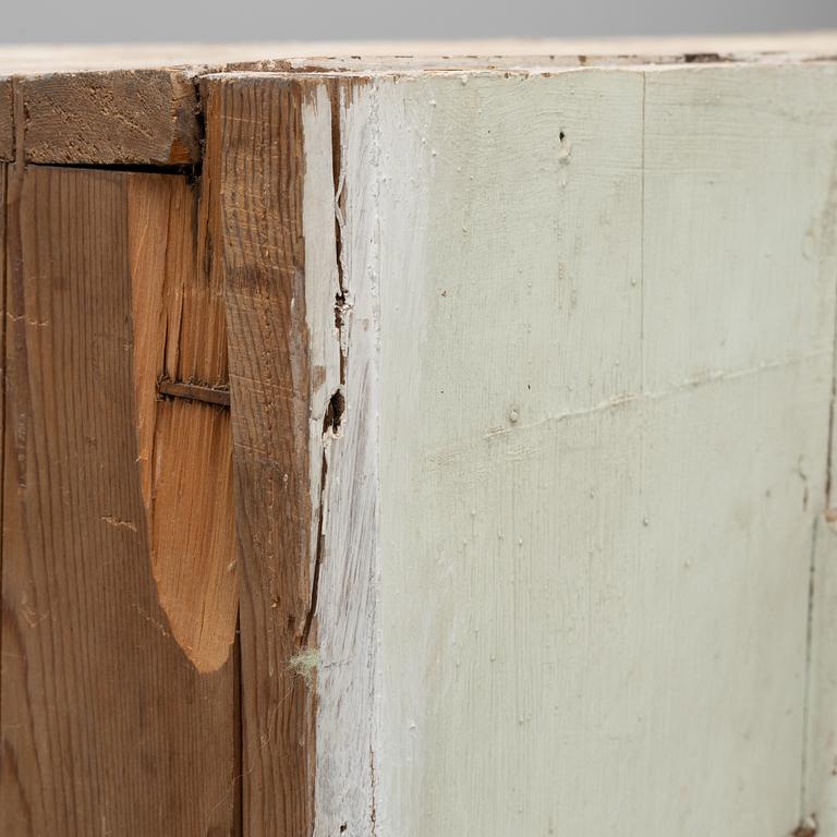 Överskåp, sent 1800-tal.