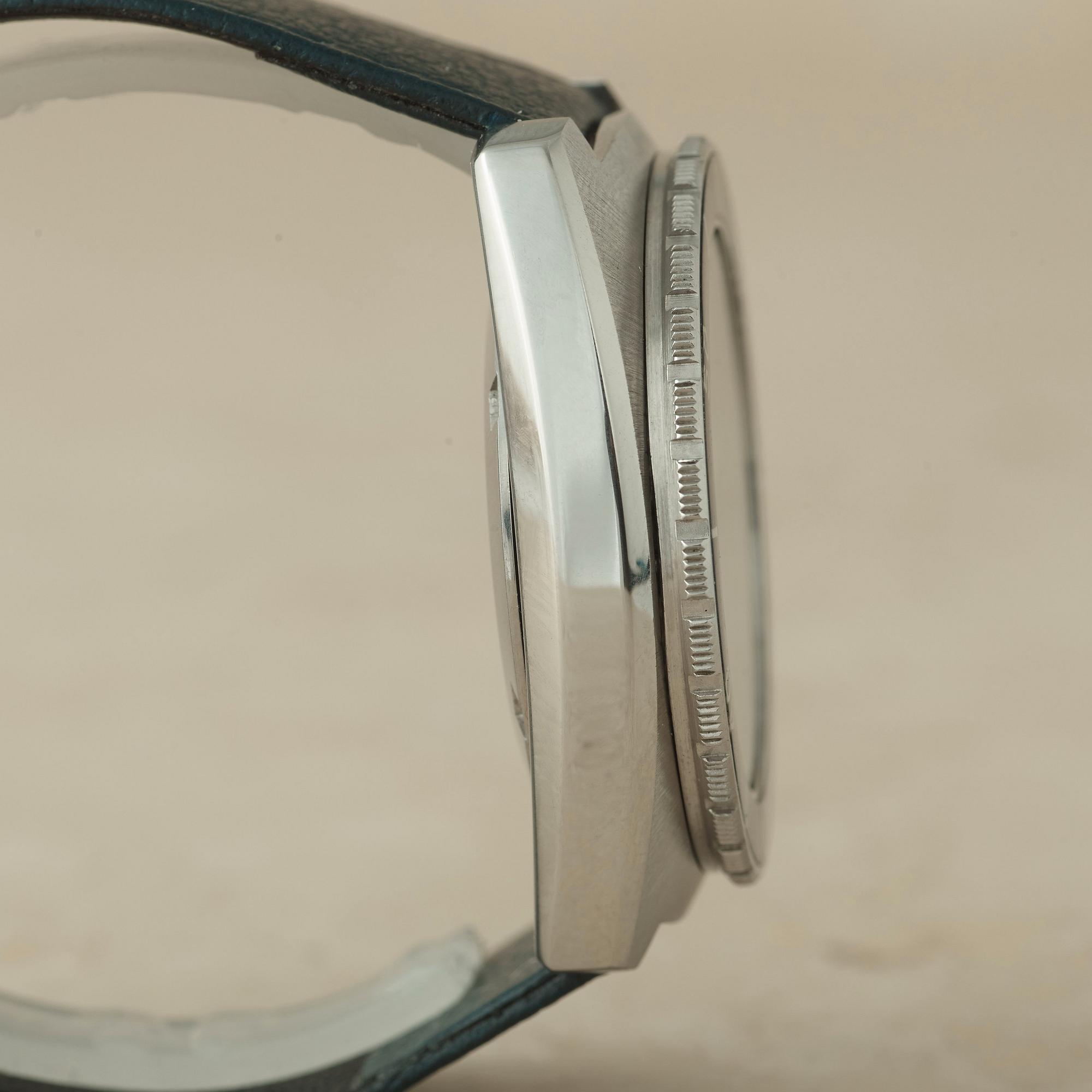 OMEGA, Seamaster (100M/330FT), wristwatch, 39 mm,