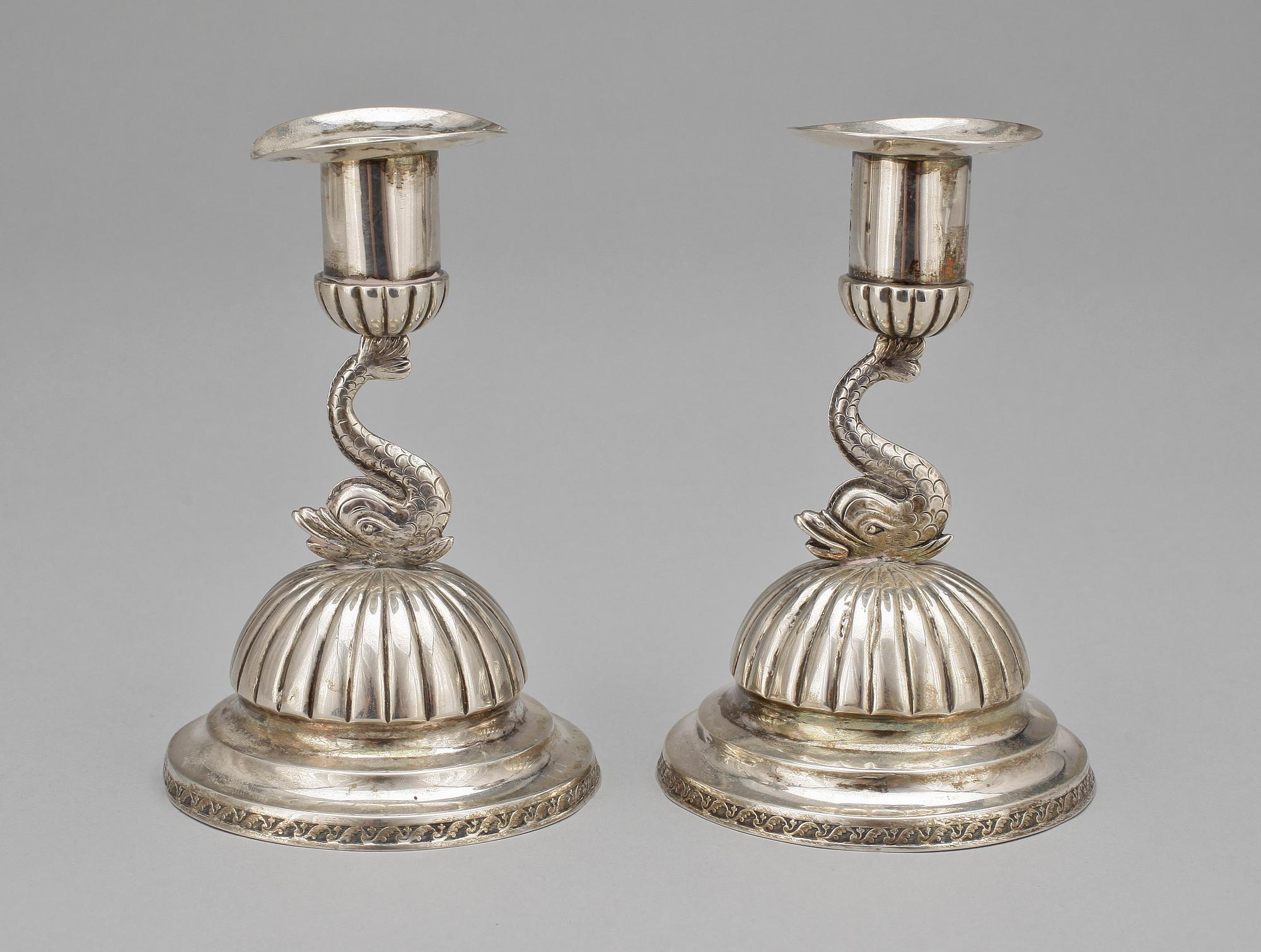 LJUSSTAKAR, ett par, silver, empire, troligen Johan Wahlström, Jönköping, 1831.