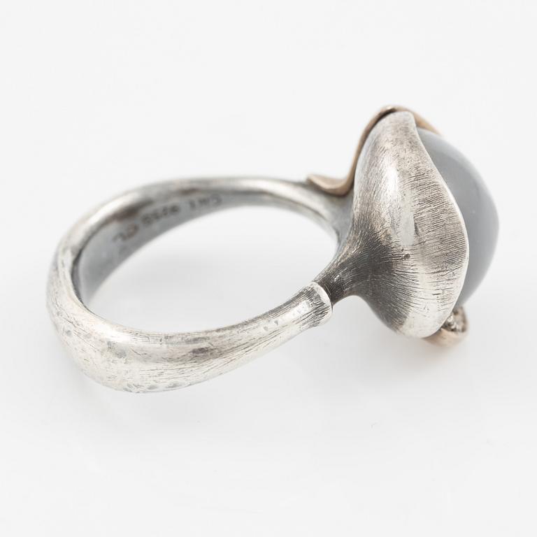 Charlotte Lynggaard, Ole Lynggaard, ring, silver, "Lotus" with cabochon-cut grey moonstone and brilliant-cut diamonds.