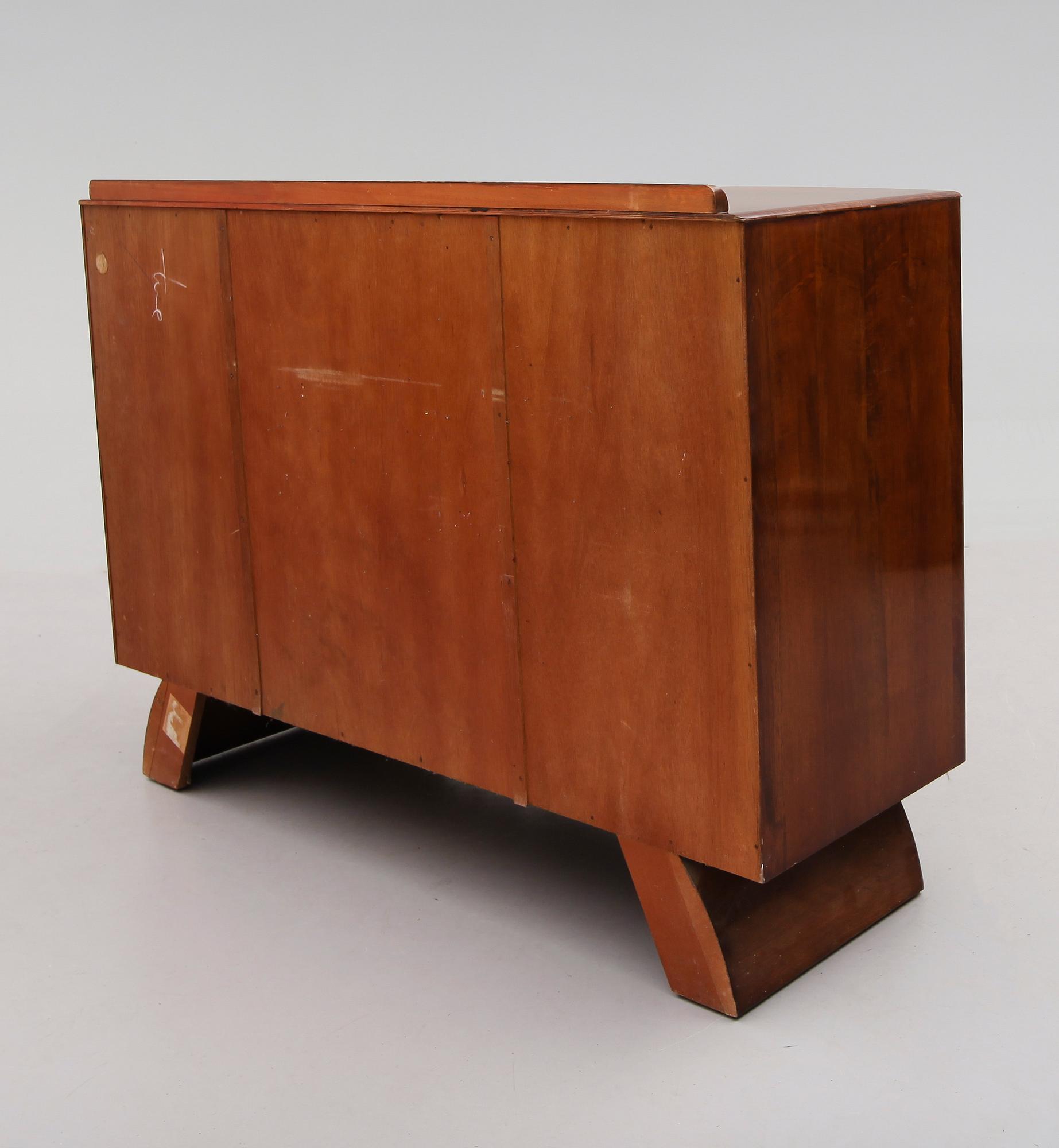 SIDEBOARD, England, 1900-talets första hälft.