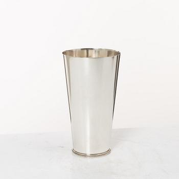 Wiwen Nilsson, vase, sterling silver, Anders Nilsson, Lund 1955.