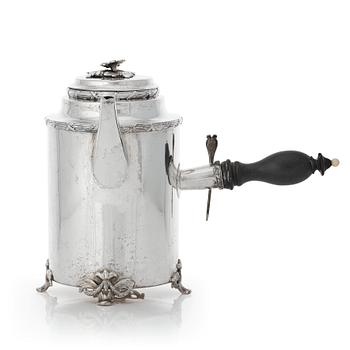 170. A Swedish Gustavian silver coffee-pot, mark of Carl Klingwall, Västerås 1781.