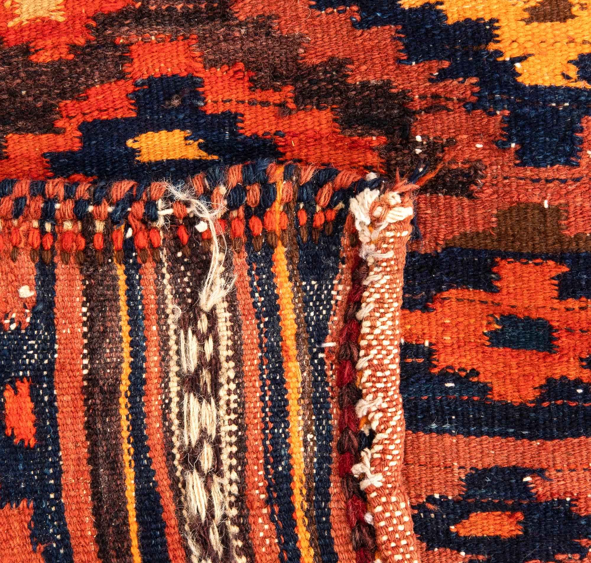Rug Bakthiari Soufreh kelim old 85x101 cm.