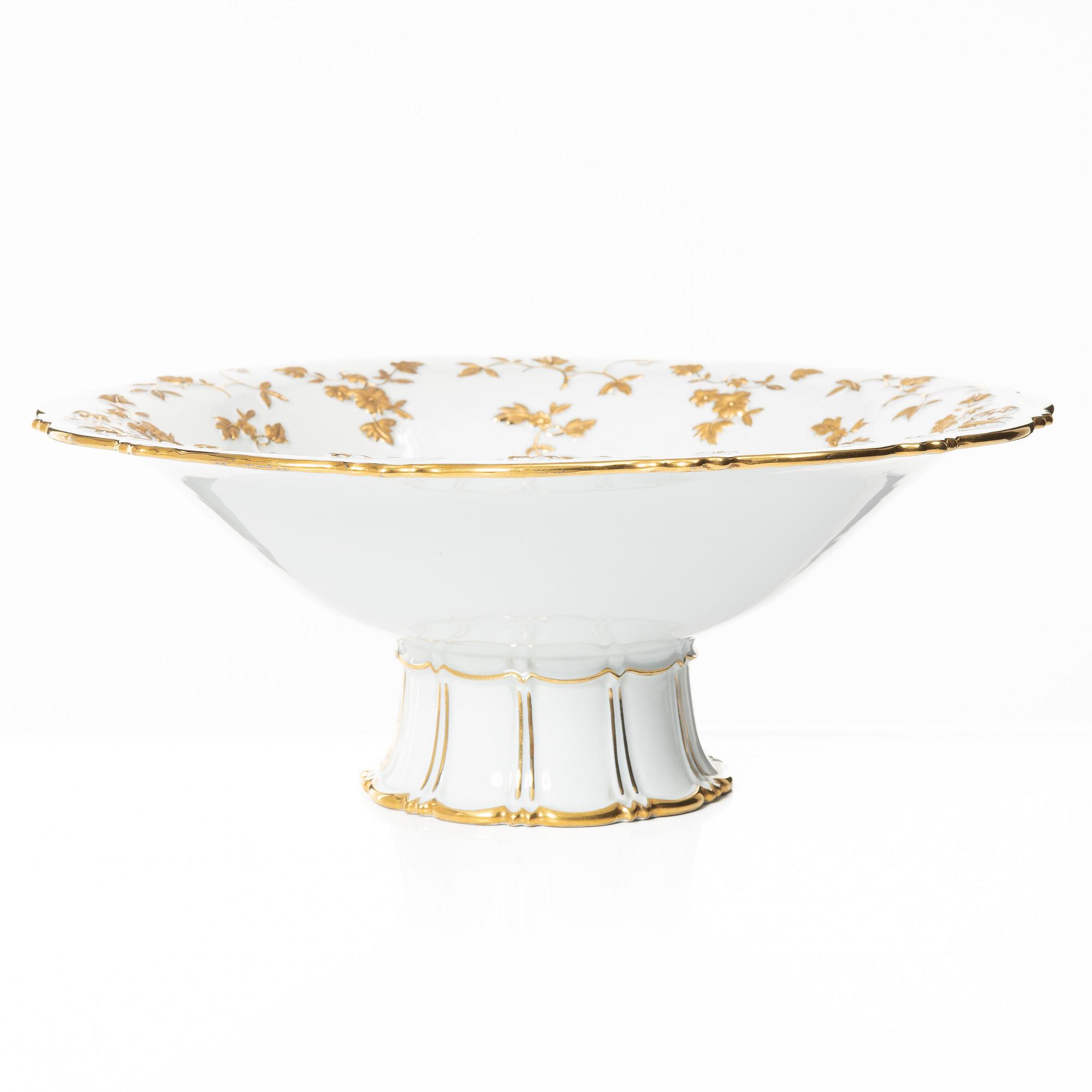 A porcelain bowl, Meissen, Germany, 1924-34.