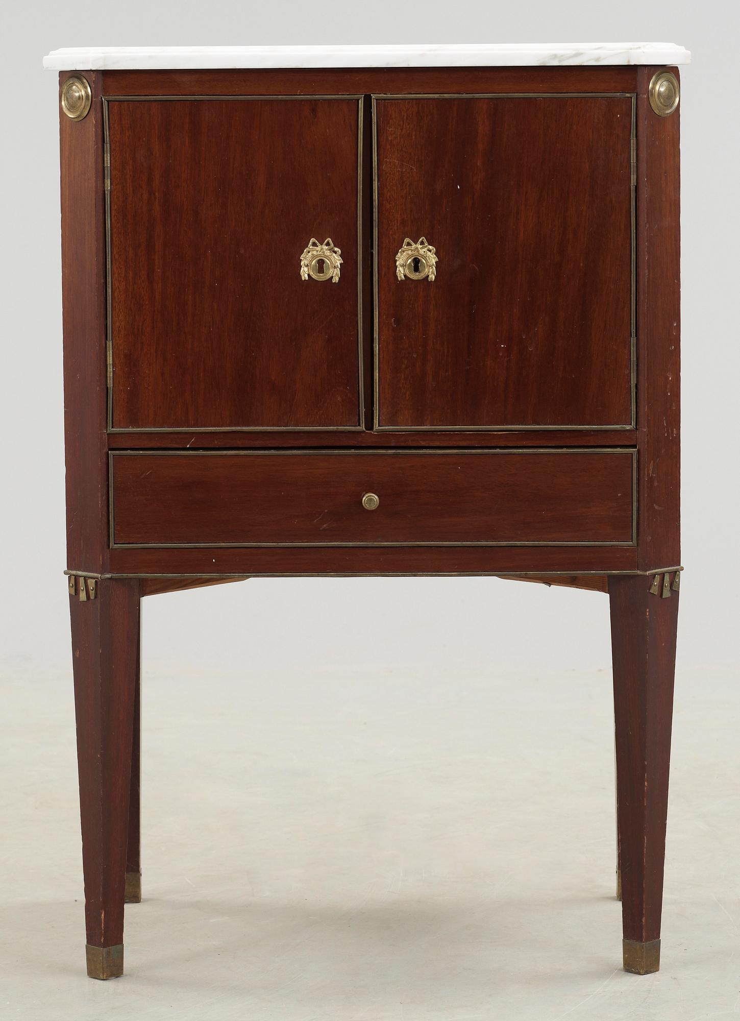 POTTSKÅP, gustaviansk stil, 1800/1900-tal.
