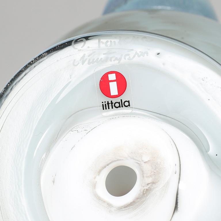 OIVA TOIKKA, lintufiguriini, lasia, Pigeon (Pulu) 2008–2010, signeerattu O. Toikka Nuutajärvi.