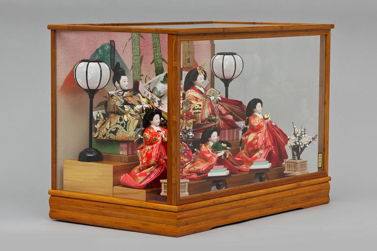 DOCKSKÅP, Hina Matsuri, Japan. 1900-talets andra hälft.