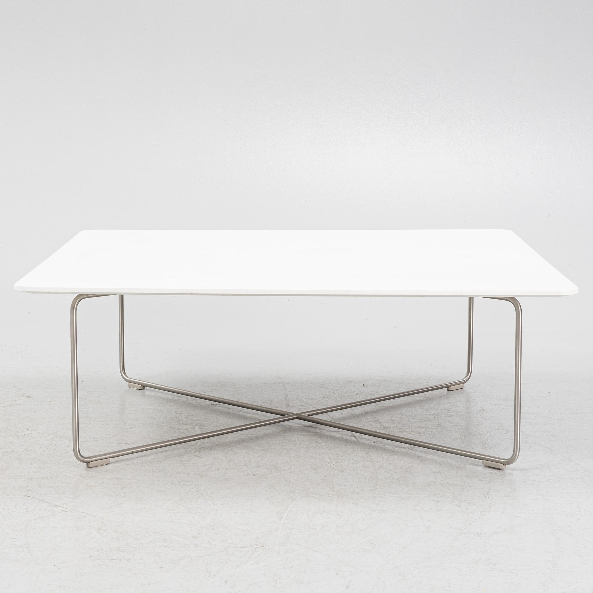 Jasper Morrison, soffbord, "Orly", Cappellini.