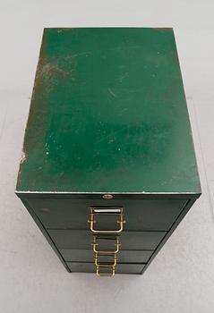 ARKIVSKÅP, 1900-talets första hälft.