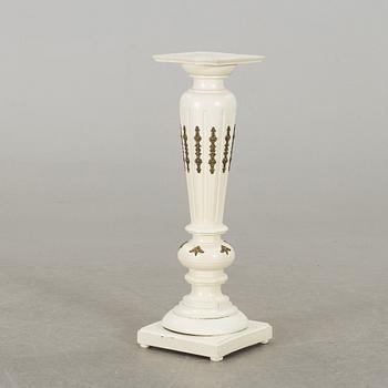 Pedestal, turn of the century 1900.