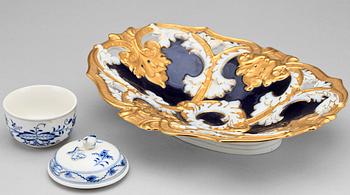 SKÅL MED LOCK samt FAT, porslin, Meissen, 1900-tal.