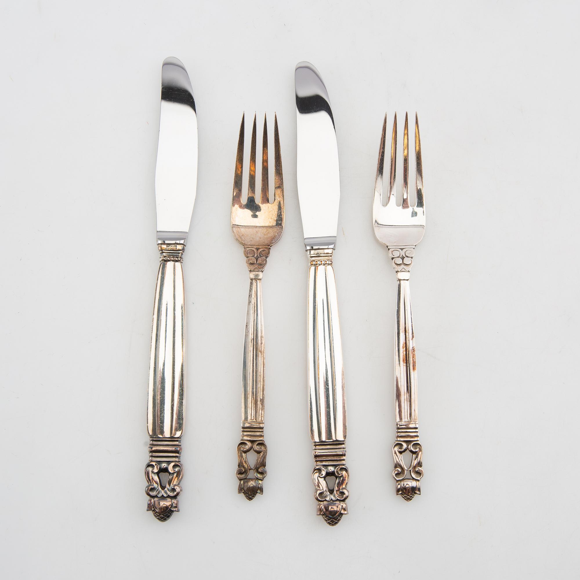Johan Rohde, cutlery 24 pcs "Konge/Achorn" sterling silver for Georg Jensen after 1945.
