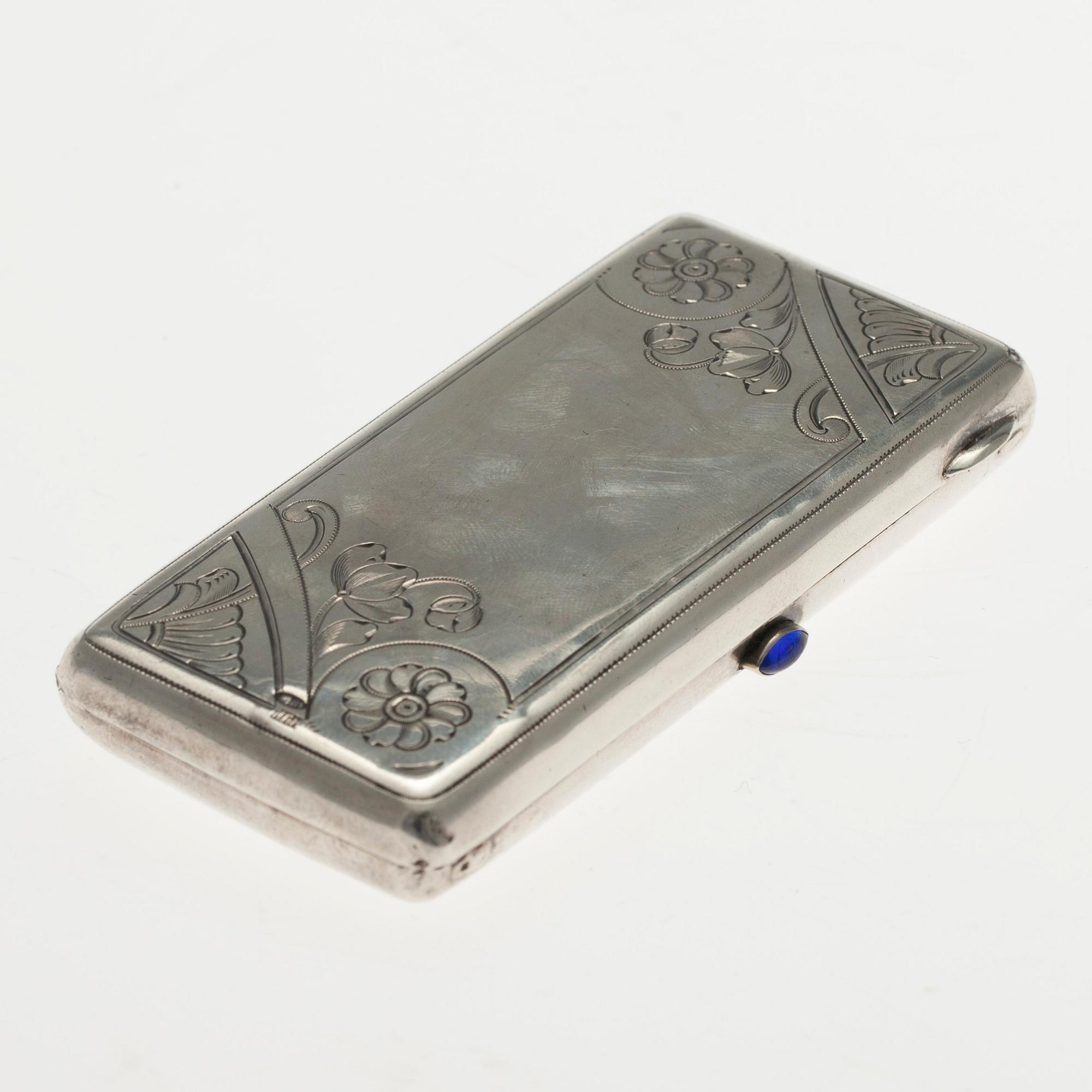 PORTMONNÄ, 84 silver, blå sten. Grigori Ivanov Moskva Ryssland 1908-17. Vikt 101 g.