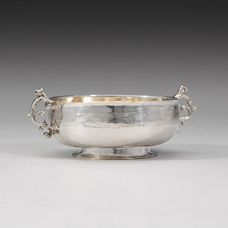 A Swedish early 18th century parcel-gilt brandy-bowl, mark of Christian Gudjohan, (Jönköping 1699-1705).