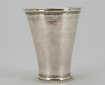 BÄGARE, silver, Uppsala 1761. Vikt 78 g.