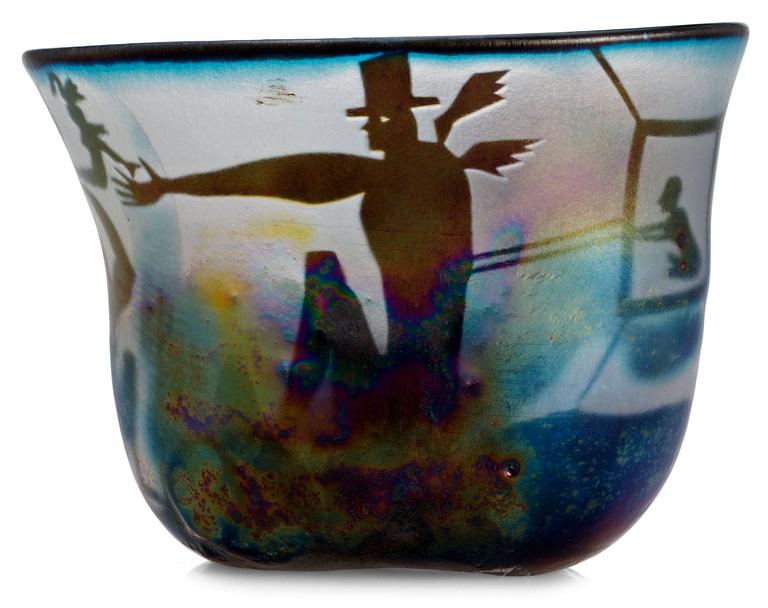 A Bertil Vallien glass bowl, Kosta 1980´s.