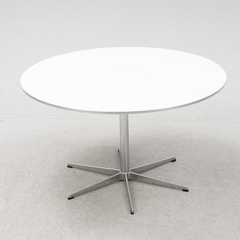 Arne Jacobsen, a 'Circular/B825' dining table, Fritz Hansen, Denmark, 1986.