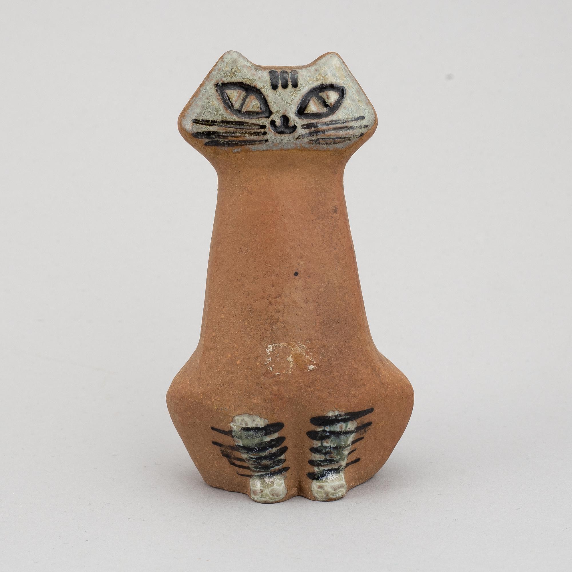 Two Swedish stoneware pieces, including a figurine by Lisa Larson, second half of the 20th Century.
