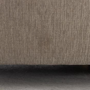 Jens Juul Eilersen, soffa och fotpall.