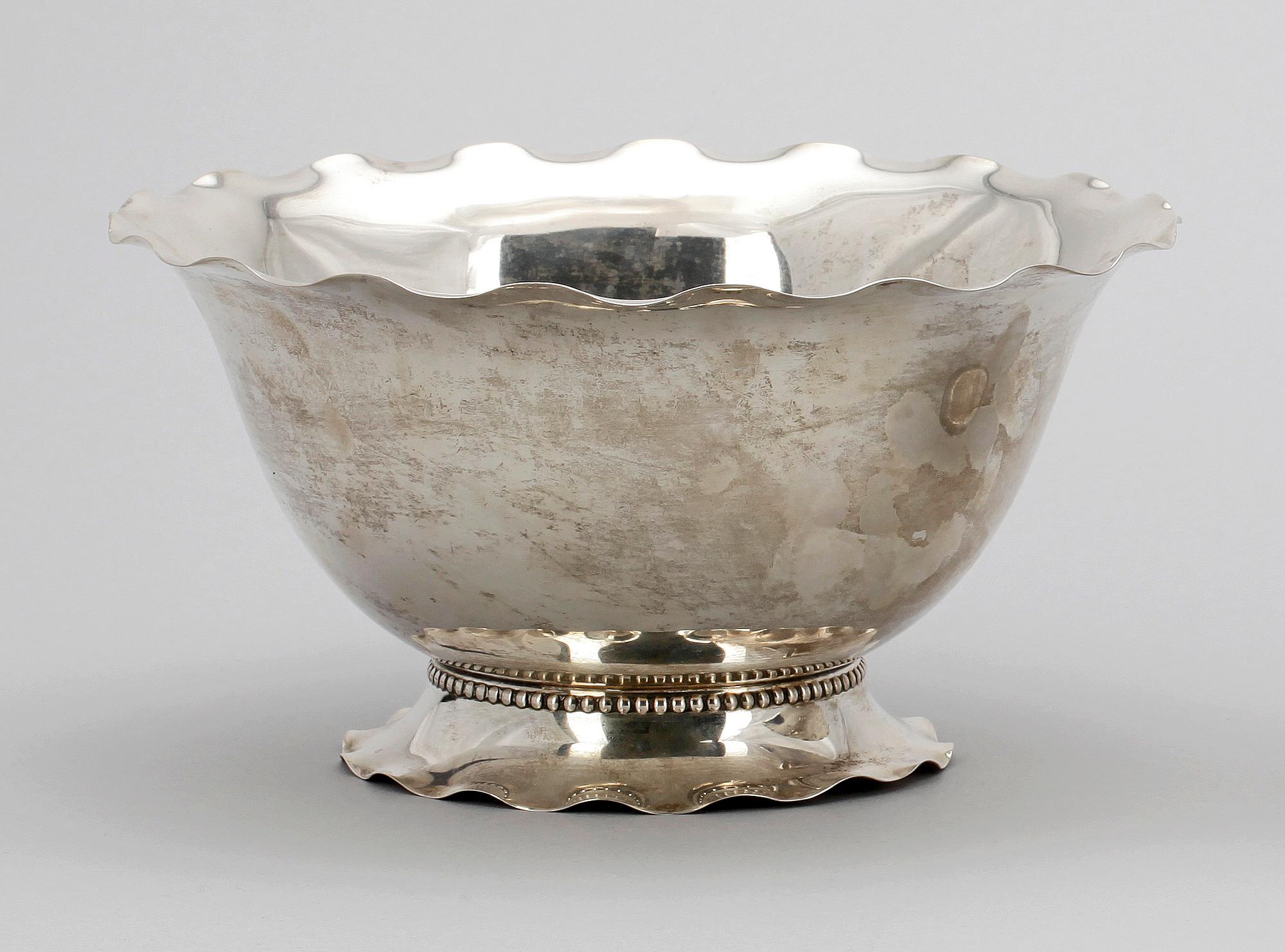 SKÅL, silver, C.G. Hallbergs, Stockholm, 1926. Ca 425 g.
