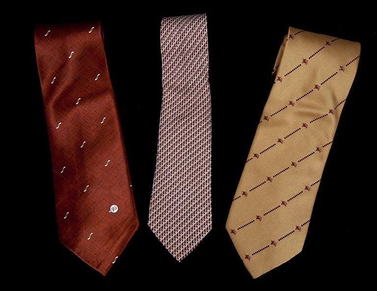 SLIPSAR, 3 stycken, Burberry, Dior samt Versace.