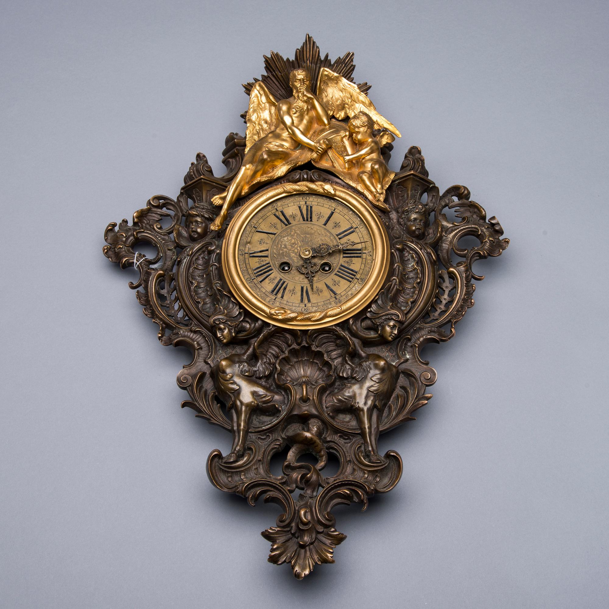 VÄGGUR, rokokostil, urverket märkt Lenzkirch, sekelskiftet 1800/1900.